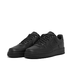 Nike Wmns Air Force 1 '07 Fresh "Triple Black" schwarz