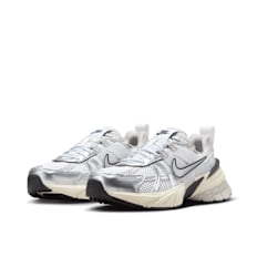 Nike Wmns V2K Run "Summit White" gris