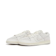 Nike Wmns Dunk Low "Phantom" grijs