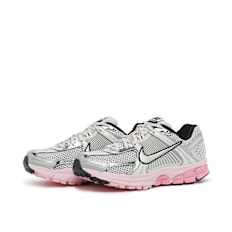 Nike Wmns Zoom Vomero 5 "Pink Foam" zilver