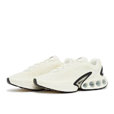 Nike Air Max Dn “Sail” weiß