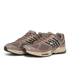 Nike Air Pegasus 2K5 "Mink Brown" bruin