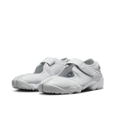 Nike Wmns Air Rift gris
