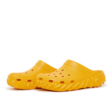 Crocs x Salehe Bembury Saru Clog gelb