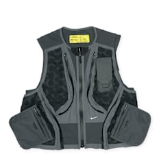 Nike NRG Ispa Mille Vest grijs