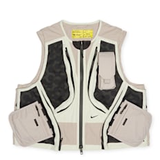 Nike NRG Ispa Mille Vest beige