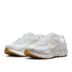 Nike   Zoom Vomero 5 weiß