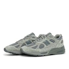 New Balance 991 v2 x thisisneverthat grün
