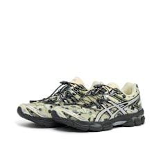 ASICS SportStyle x Cecilie Bahnsen Gel-Cumulus 16 SSCB ivory/black jaune