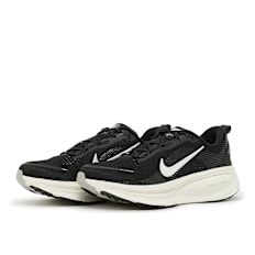 Nike Nike Vomero 18 black/summit white-coconut milk schwarz