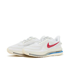 Nike   Wmns Pegasus Premium „Forrest Gump“ blanc