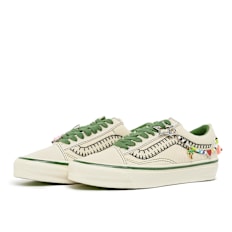 Vans Wmns LX Old Skool Charms cream beige