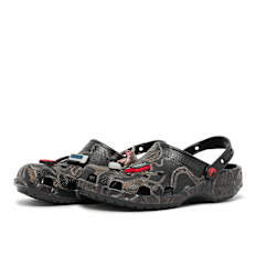 Crocs x Stranger Things Classic Clog zwart