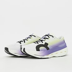 On Cloudboom Max weiß