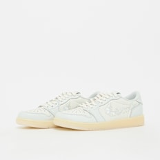 Jordan Wmns Air Jordan 1 Retro Low OG "Floral Swoosh" blau