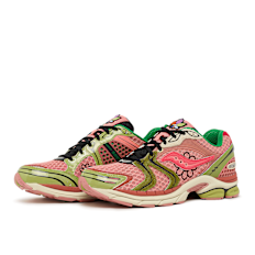 Saucony x Jae Tips Triumph 4 multi-colour
