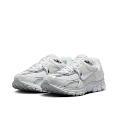 Nike Wmns Zoom Vomero 5 "Chrome Toe" Weiss