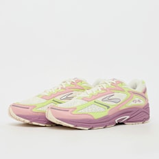 Brooks Adrenaline GTS 4 white