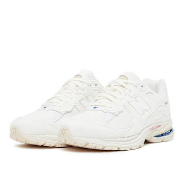 New Balance 2002 "Protection Pack" (M2002RDC) beige 60193 1